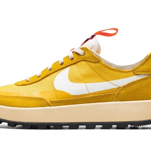 Nike General Purpose Shoe « Tom Sachs – Dark Sulfur » – Baskets de tous les jours pour homme